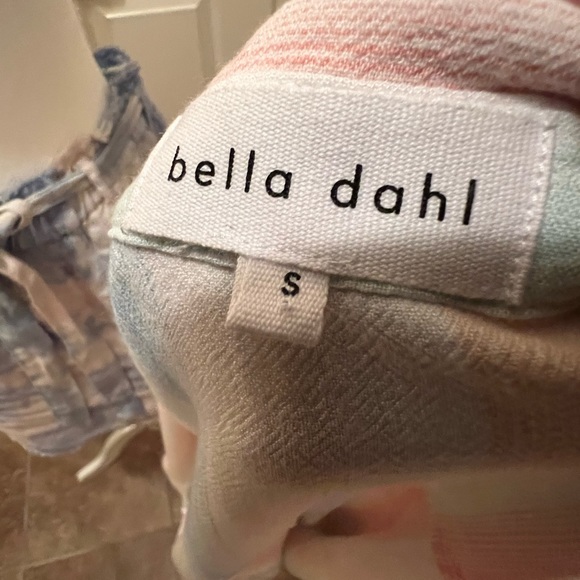 Shirt and skirt set. - Picture 4 of 6